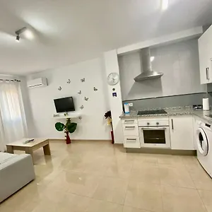 “smile Nerja” Chic With Wifi, 4 Guests Apartamento